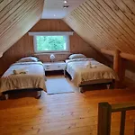 Vana-paradiisi Ferienhaus *