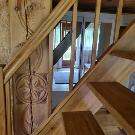 Vana-paradiisi Semesterbostad Uulu