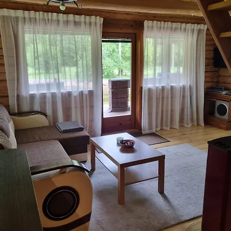 Semesterbostad Vana-paradiisi Uulu