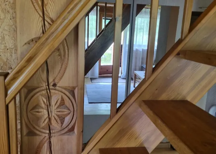 Vana-paradiisi بيت للعطل Uulu