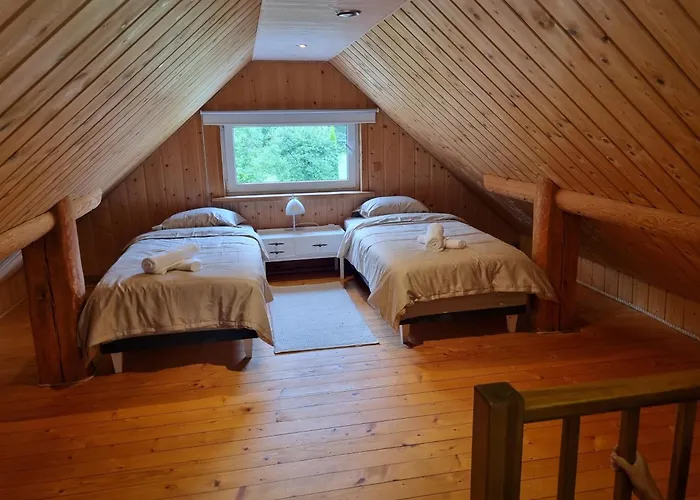 Vana-paradiisi بيت للعطل *